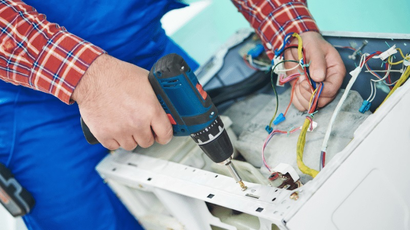 Menemen Gorenje Gorenje çamaşır makinesi kart tamiri – Su almama arızası orijinal parça ile giderildi. - Teknik servis örneği